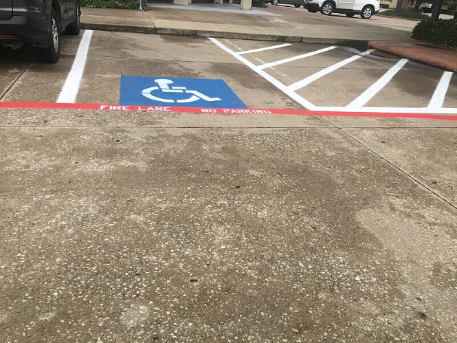 Parking lot striping Olmos Park, Texas